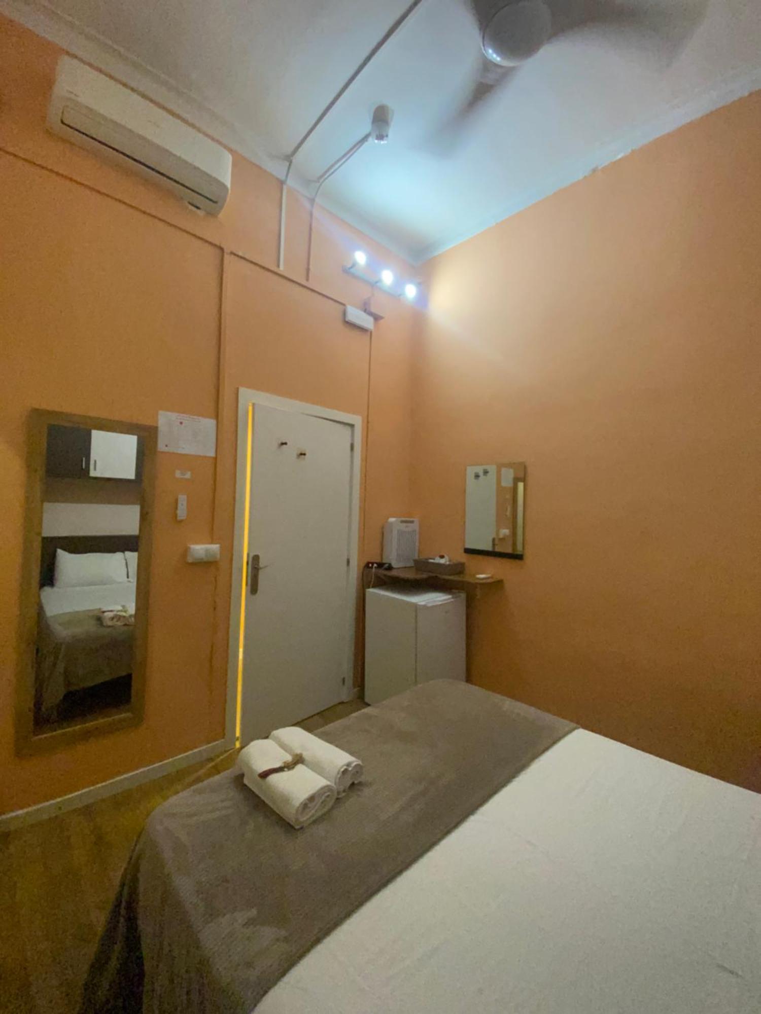 Sant Antoni Hostal, Sustainable Tourism Barcelona Buitenkant foto